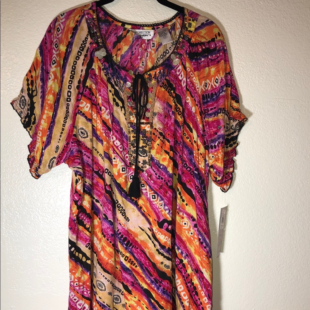 Printed Sequence Tunic NWT Size 1XL